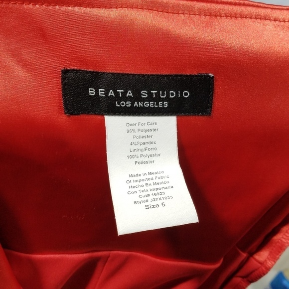 NWT tomato red short prom evening dress juniors 5 - Picture 8 of 8